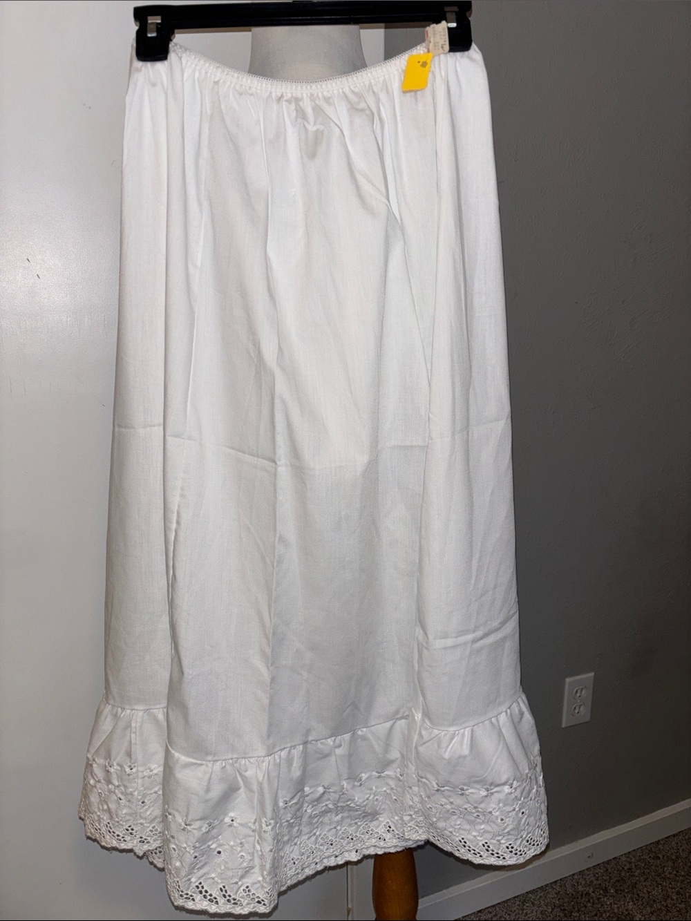 Vintage White Eyelet Hem Slip/Skirt (NWT)